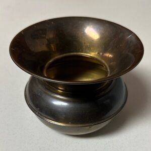 Vintage spittoon 4 3/4” tall by 6 1/2 wide